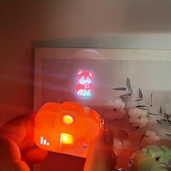 Kids Camera 📷 Projection Keychain(2 pc)